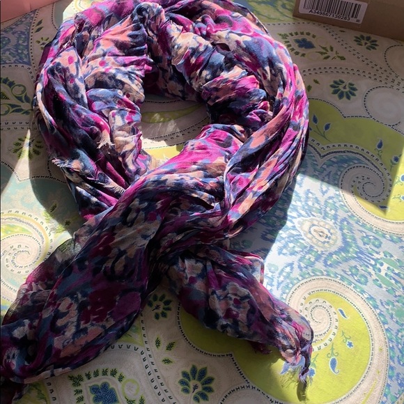 Other - Ladies Scraf